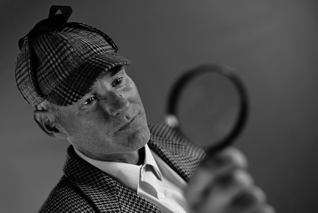 detective investigating clues